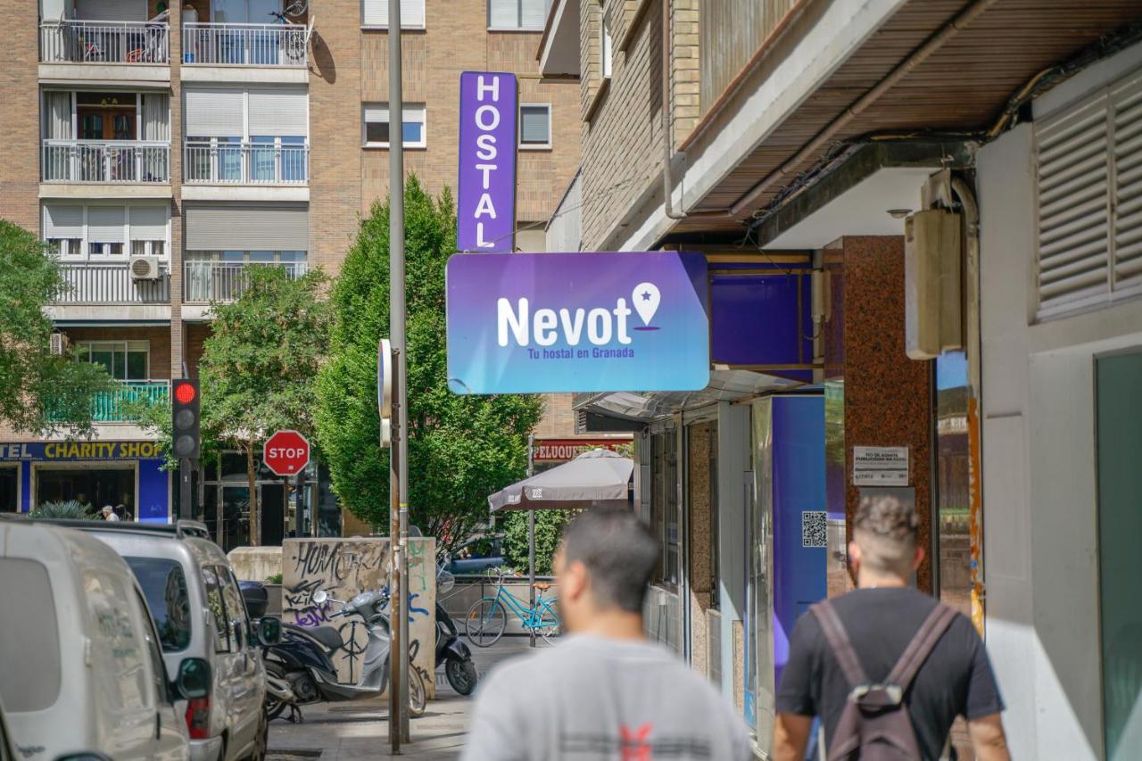 Hostal Nevot Granada Exterior photo